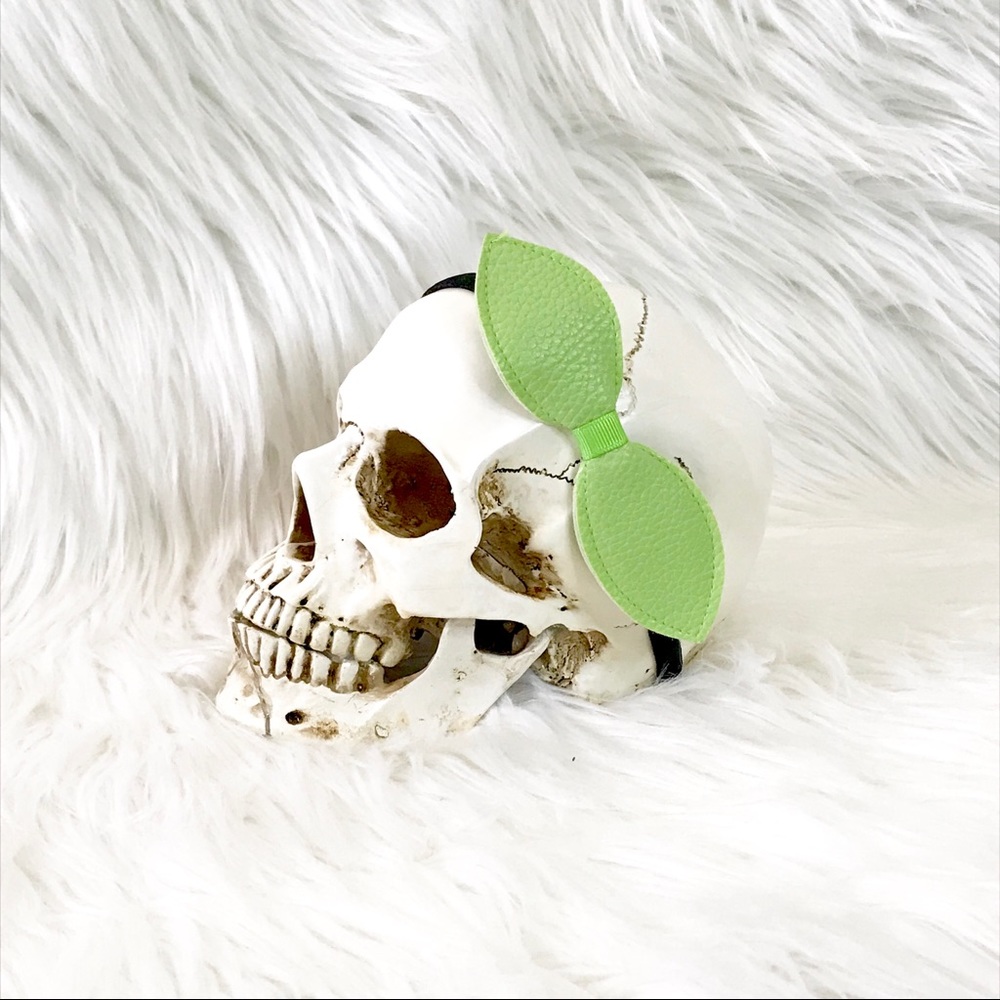 Boho green bendable PU leather leaf headband